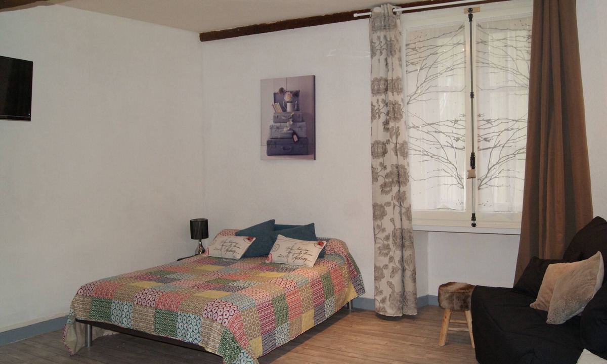 Ax-les-Thermes Apartment | Cosy studio in the center of Ax les Thermes, ideal for spa treatments and skiing