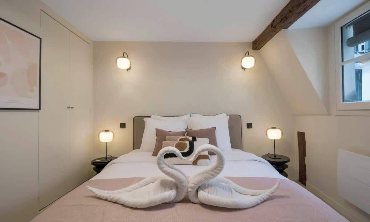 Les Iles Apartment | Cosy studio on Île Saint-Louis