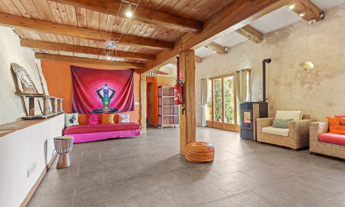 Bargeme House | Cottage 'Gite Bergerie' with Mountain View, Private Terrace and Wi-Fi