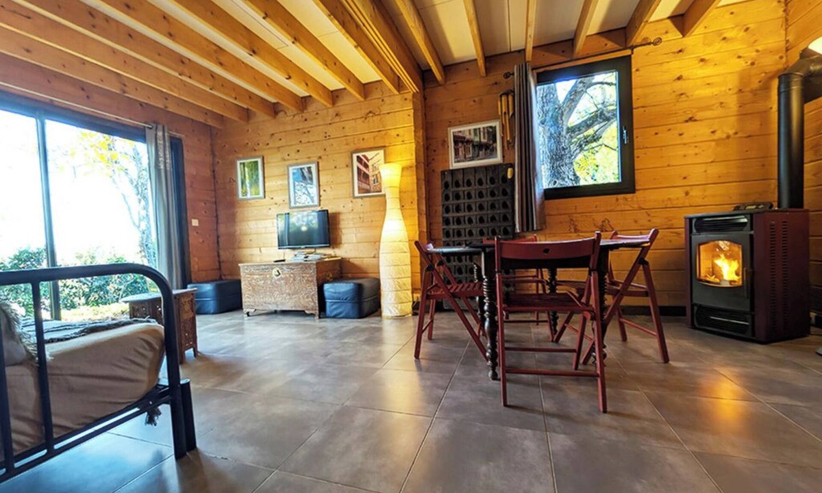Geraudot Ski Chalet | Cottages to Orient - Champagne Chalet
