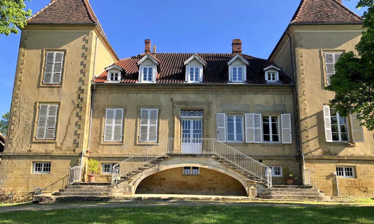 Couloume-Mondebat House | Country Château in peaceful countryside overlooking the Pyrenean mountains