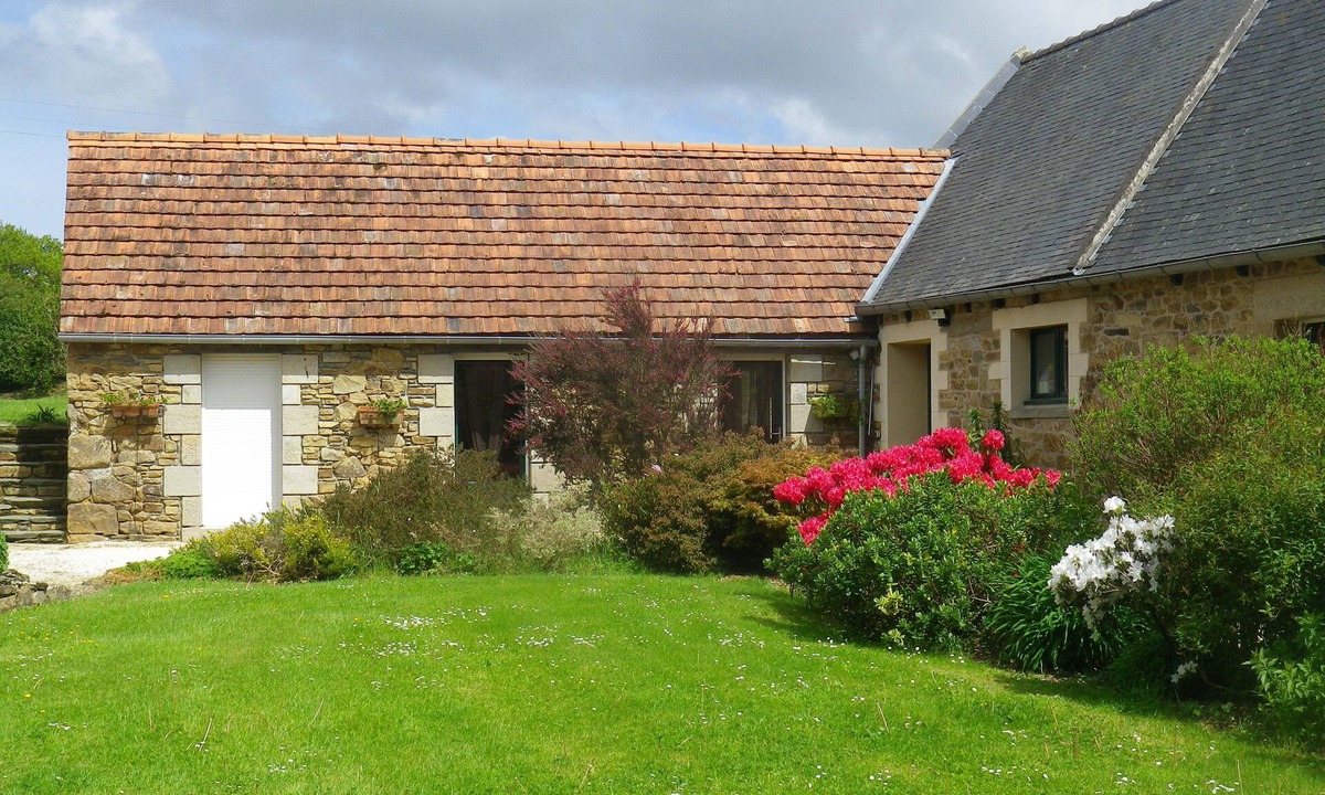 Lannion House | Country house a few minutes from the sea and the pink granite coast