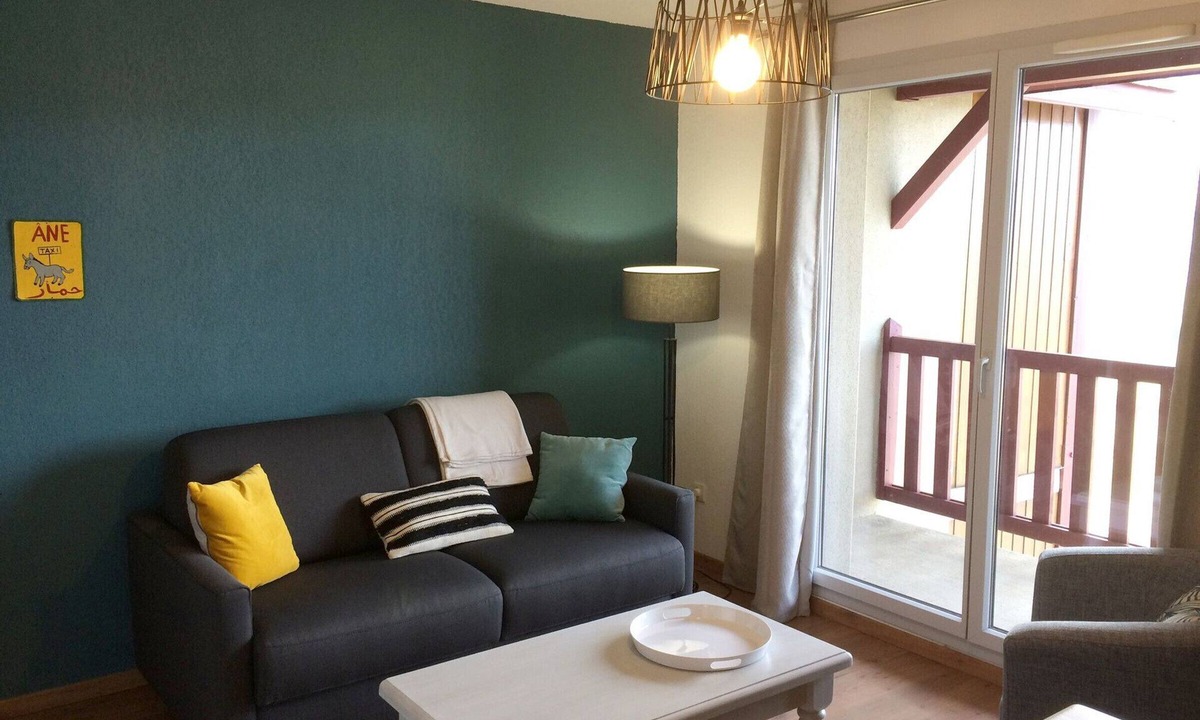 Peyragudes Apartment | Cozy Apartment for 4 with Balcony, Garage, Near Slopes - Peyresourde Village