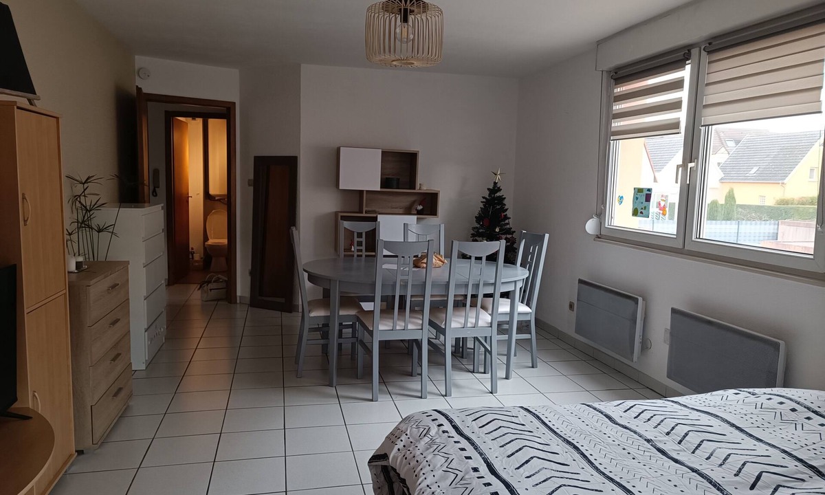 Geispolsheim Apartment | Cozy apartment with a balcony * Sleeps 4 * Near Strasbourg
