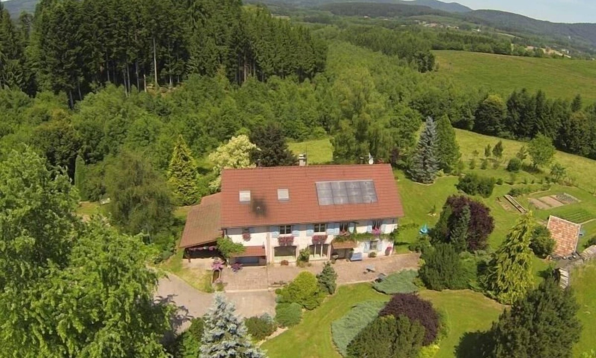 Provencheres-sur-Fave Cottage | Cozy cottage in Provenchères-sur-Fave, nature and comfort