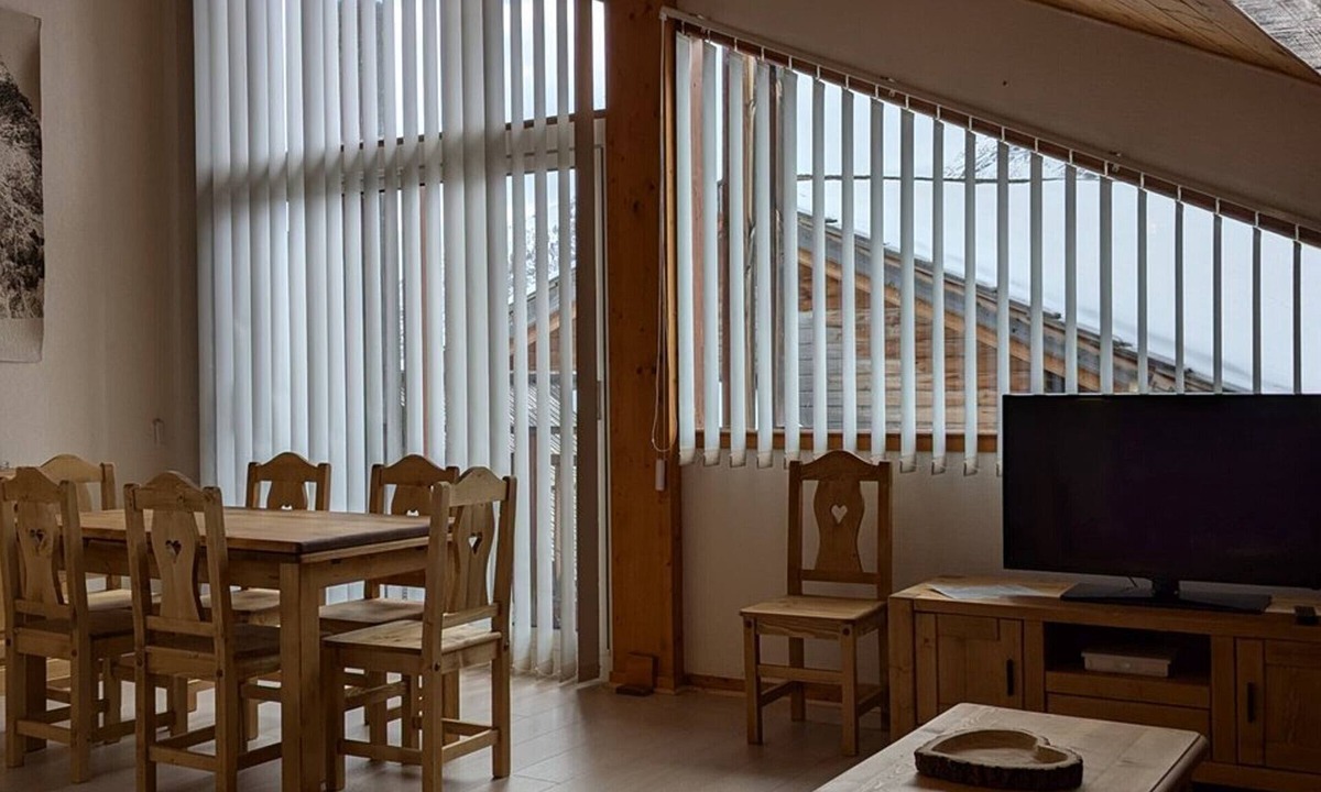 Orcieres-Merlette Apartment | Cozy Duplex for 8 with Terrace, 2 Parkings, 150m from Ski Lifts - Orcières Merlette