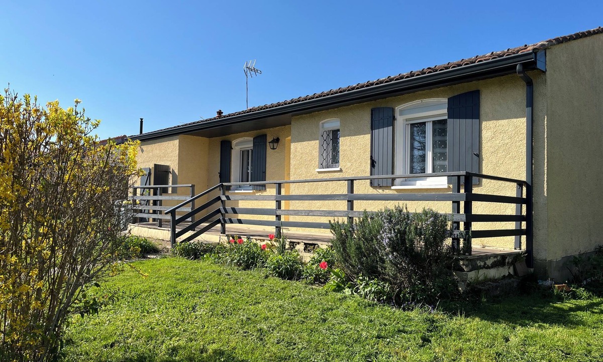 Escalquens House | Cozy house with a garden, near Toulouse, ideal for families
