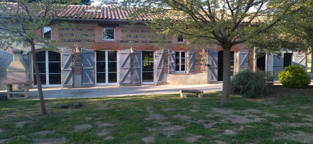 Noe House | des roses et des orties