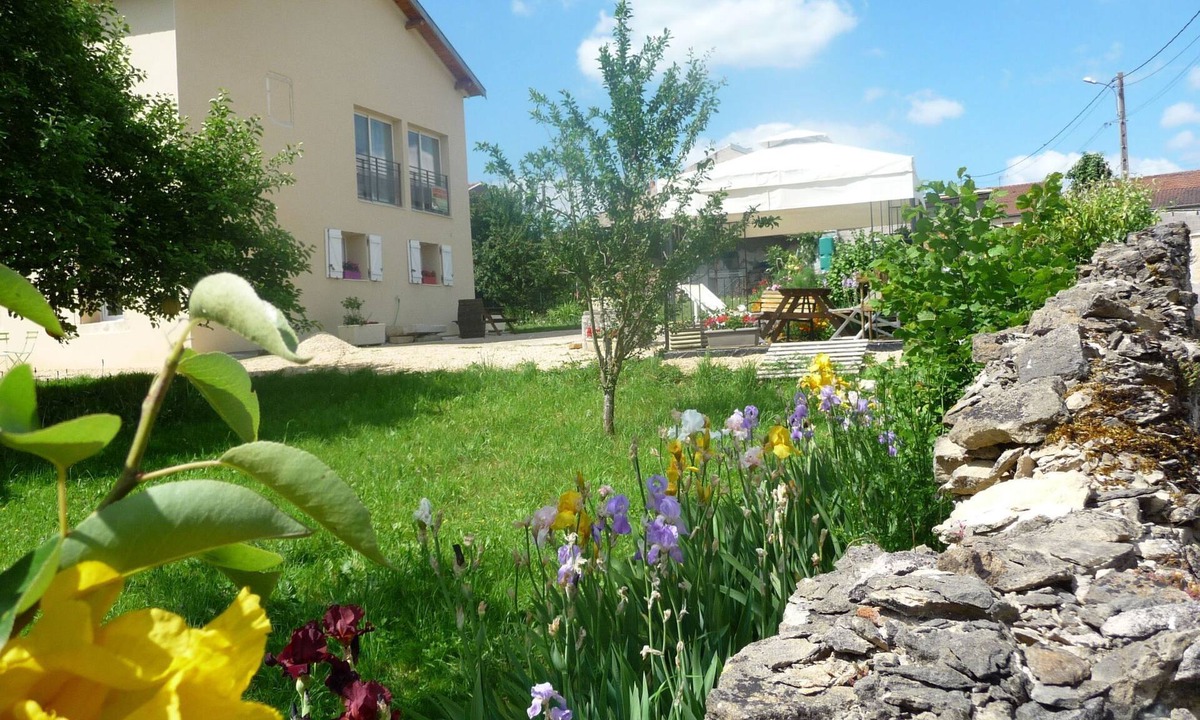 Villers-en-Haye Apartment | Domaine "Chez Marianne" mit Privatparkplatz by Interhome