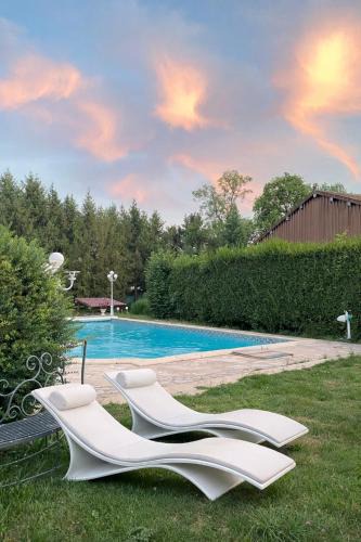 Saint-Jean-sur-Moivre Bed & Breakfast | Domaine de la Moivre - Ferme de charme & piscine