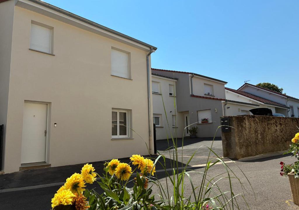 Sainte-Marie-aux-Chenes Apartment | Duplex, 2 chambres 2 salles de bain