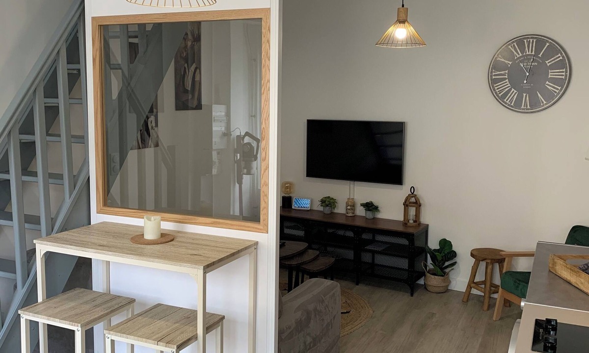 Fontainebleau Apartment | Duplex apartment in the center of Fontainebleau and 5 minutes from the forest!
