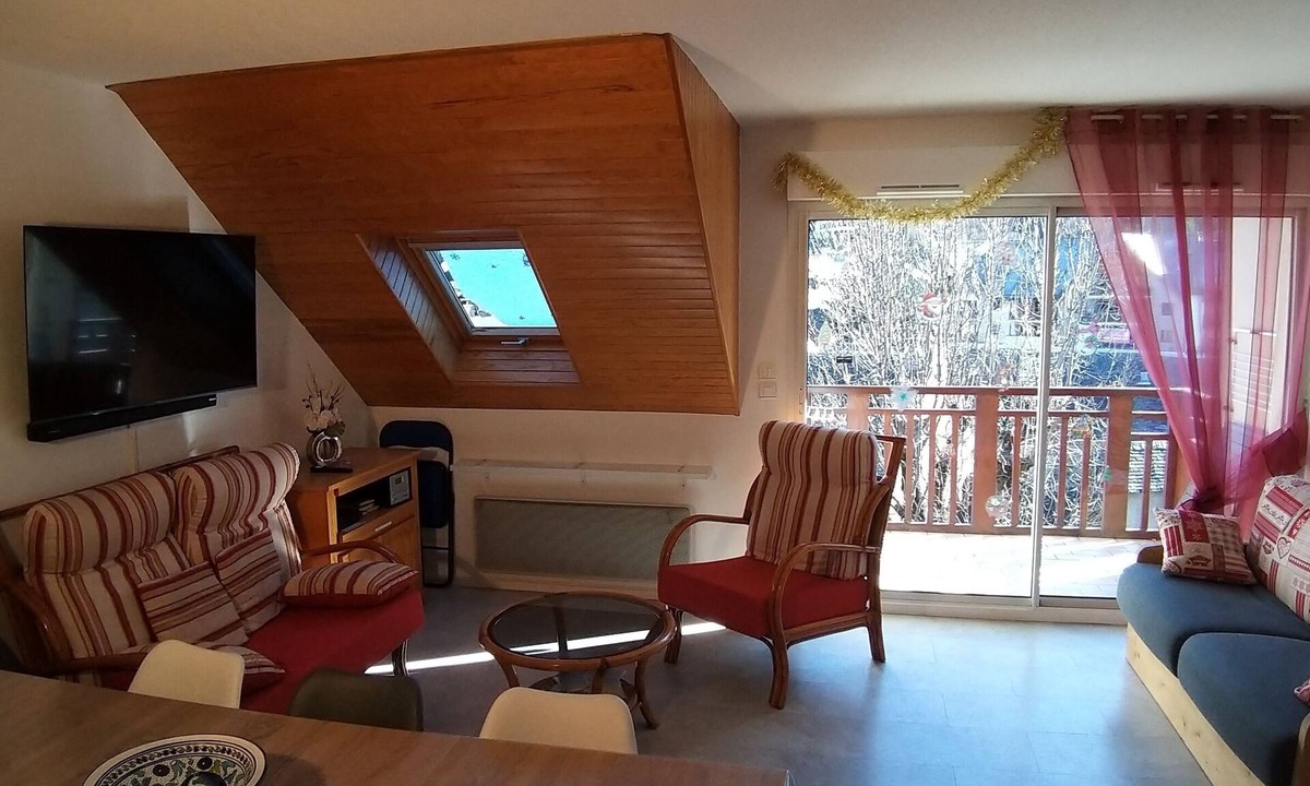Saint-Lary-Soulan Apartment | DUPLEX from 4 TO 9 Pers including 3 minors IN THE HEART OF THE VILLAGE