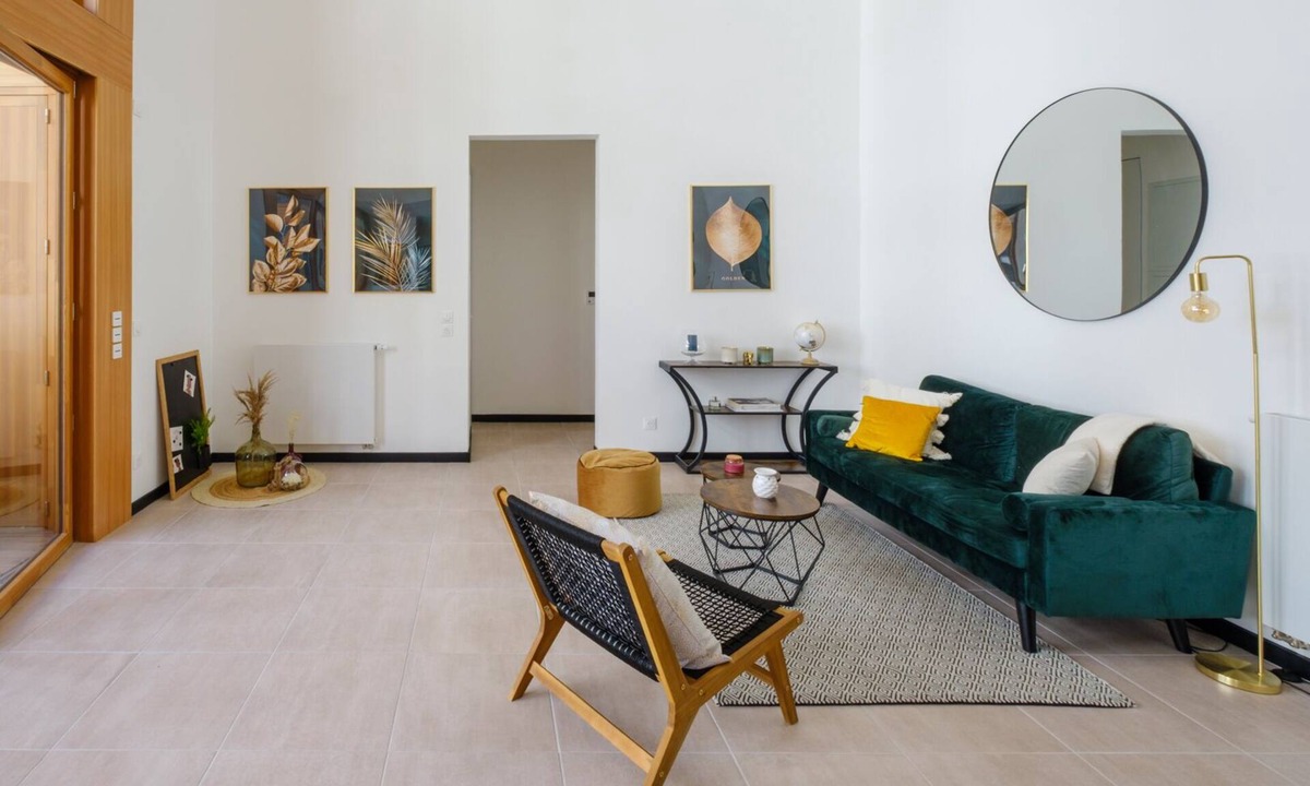 Saint Jean Station District Apartment | Duplex St Germain - Unique, Spacieux et Idéalement Situé