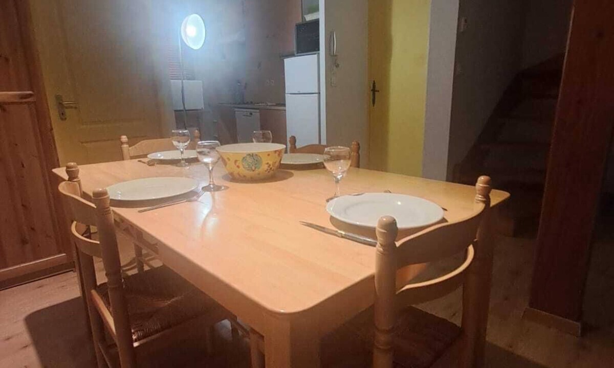 Ax-les-Thermes Apartment | Edelweiss Apartment in downtown Ax-les-Thermes
