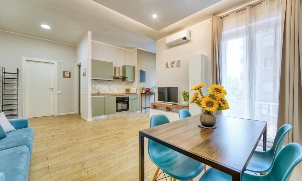 Como Apartment | Enjoyable condo with AC close by to the shore.FREE-Parking/Fast internet,Laundry