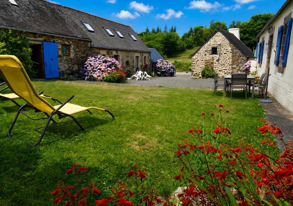 Plestin-les-Greves House | Ensemble De Gites - Pen Ar Voas