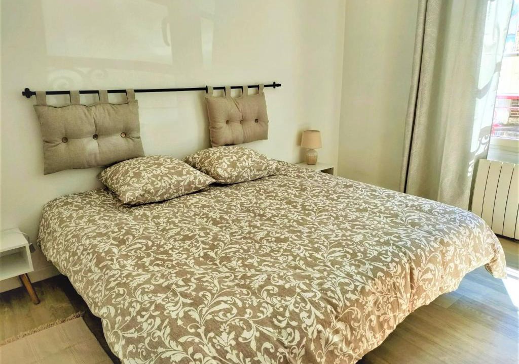 Troyes Apartment | "entre Troyes murs", 4 appartements avec parking, Troyes