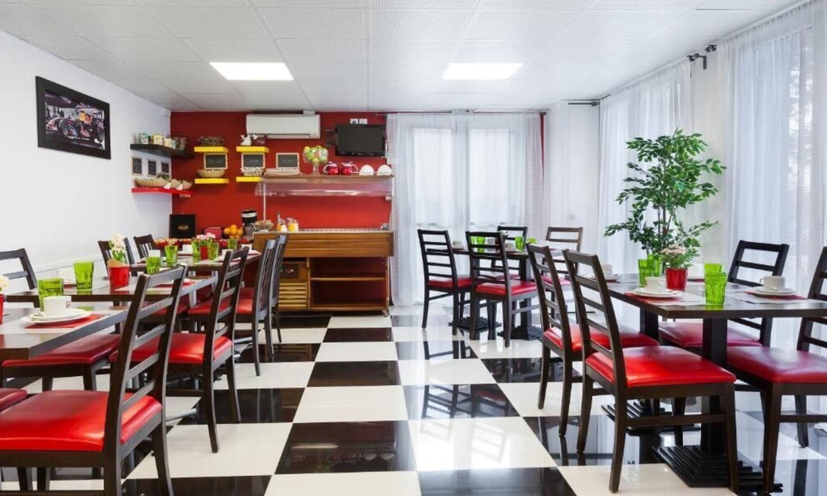 Saint-Martin-sur-le-Pre Hotel | Enzo Hotels Chalons en Champagne