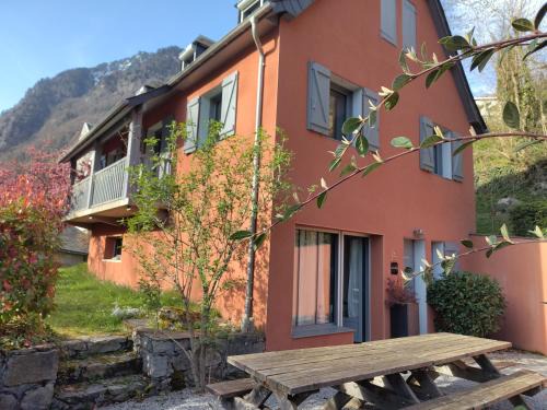 Cauterets Ski Chalet | ESTRELIAS - maison de vacances - Cauterets centre