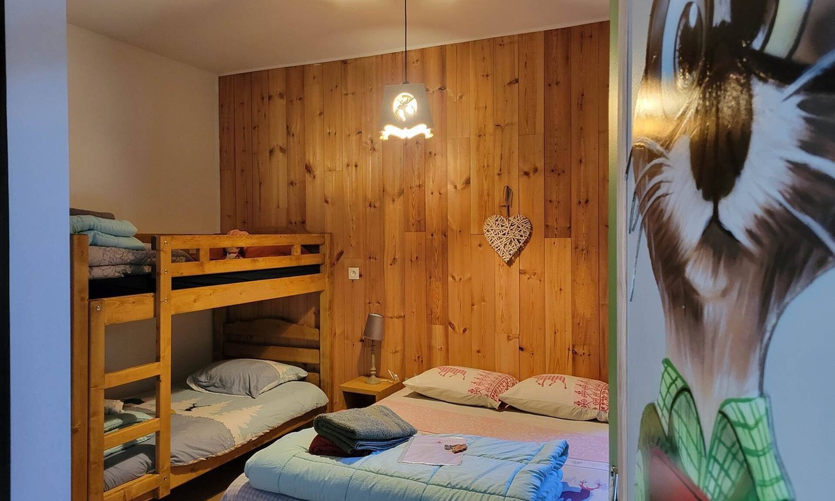 Artigues Apartment | Family rooms (bed 140cm + bunk bed 90cm) 2 rooms available/3 adults max
