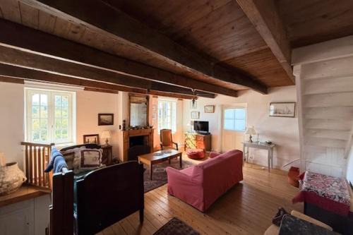 Le Minihic-sur-Rance Apartment | Fisherman's cottage 300m from the Rance