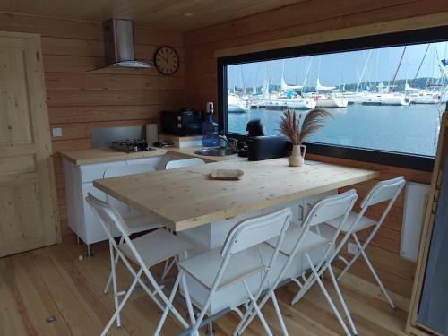 Eclaron-Braucourt-Sainte-Liviere Boat Rental | Bateau Lac du Der - Nuisement - Navigation