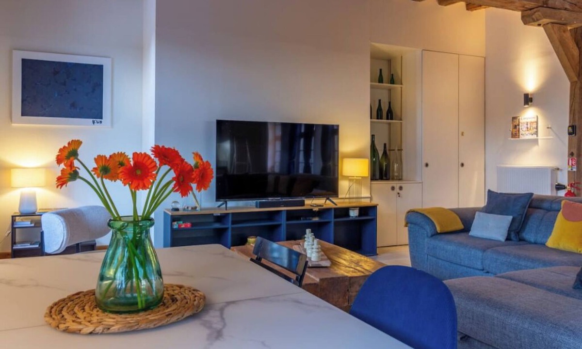 Old Town Apartment | Free parking - Family-friendly - Cathedral view - Wifi