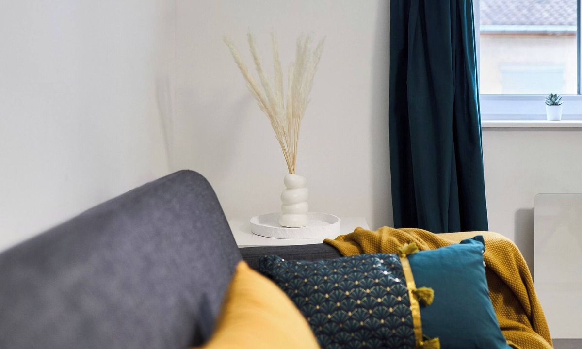 Reims Apartment | Fully equipped 4-person apartment with free public parking