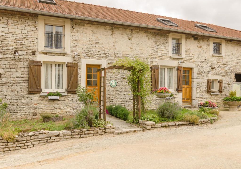 Baroville House | Gîte Baroville, 5 pièces, 9 personnes - FR-1-543-2