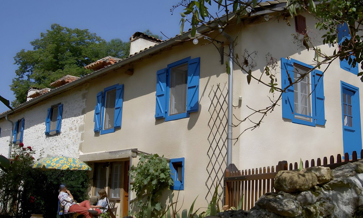 Gensac-de-Boulogne House | Gîte “Chez Astride”: Mountain View, Private Terrace & Wi-Fi
