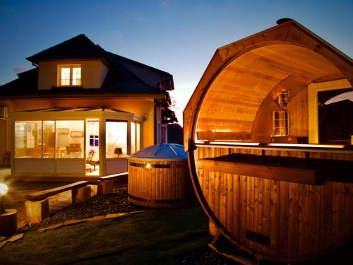 Colroy-la-Grande House | Gîte de charme avec sauna, bain nordique et parc arboré au cœur des Vosges - FR-1-589-13