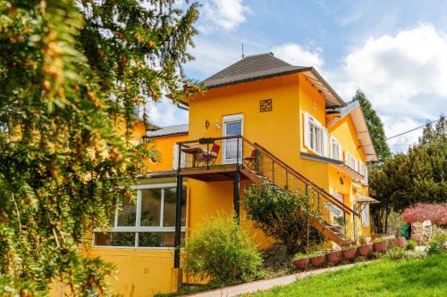 Raon-sur-Plaine Apartment | Gîte forestier du Moulin - 10 pers