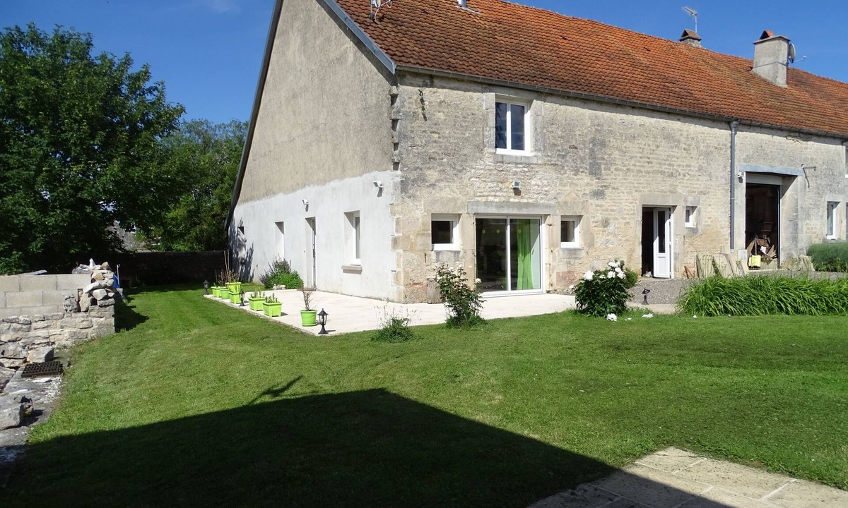 Arc-en-Barrois House | Gîte l'étable aux deux noix