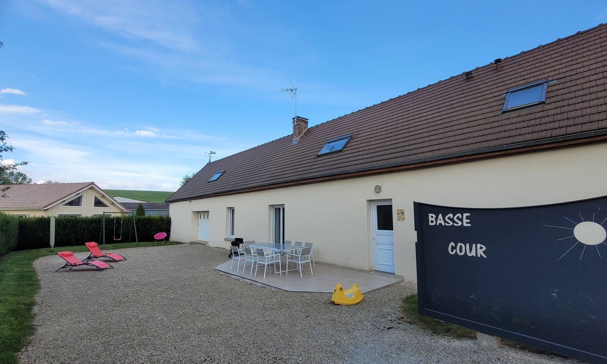 Aix-Villemaur-Palis House | Gîte La Basse-Cour tout confort à la ferme