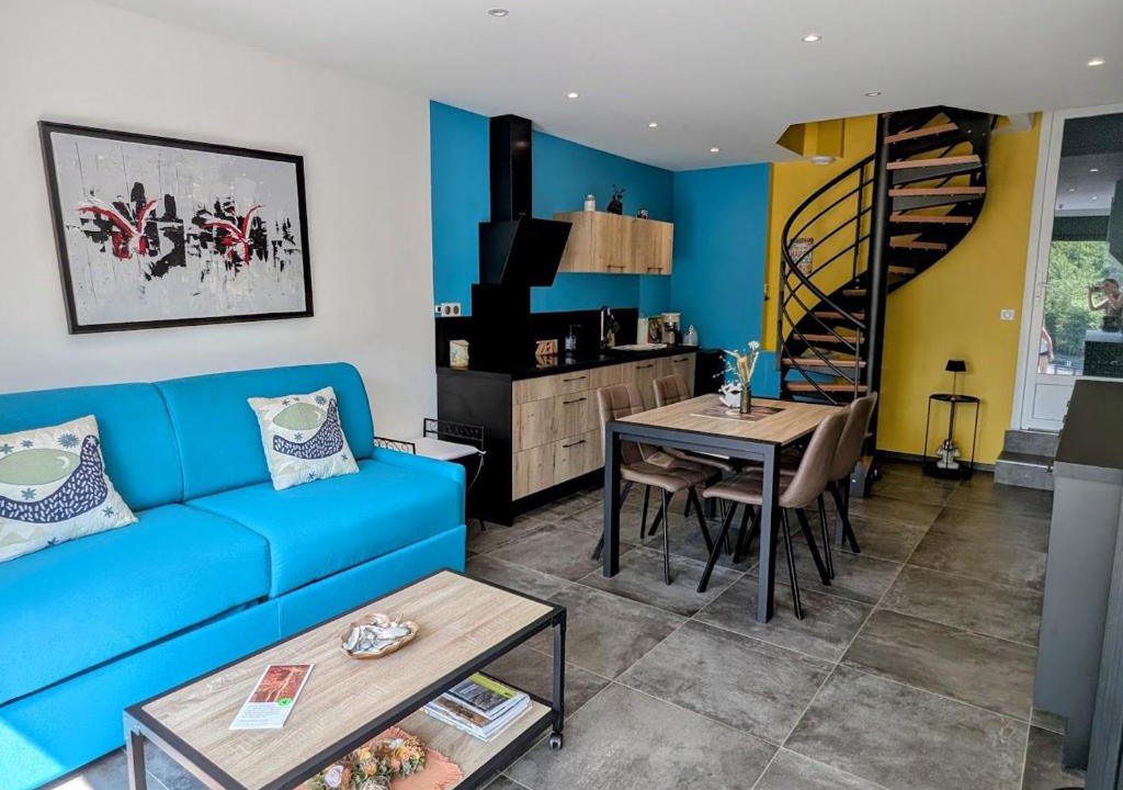 Pierrefitte-sur-Aire House | Gîte rénové avec terrasse ensoleillée et parking à Pierrefitte-sur-Aire - FR-1-585-136
