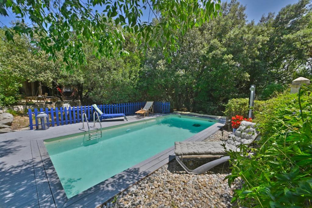 Lussan Apartment | Gîte Romy - Gîte avec piscine partagée