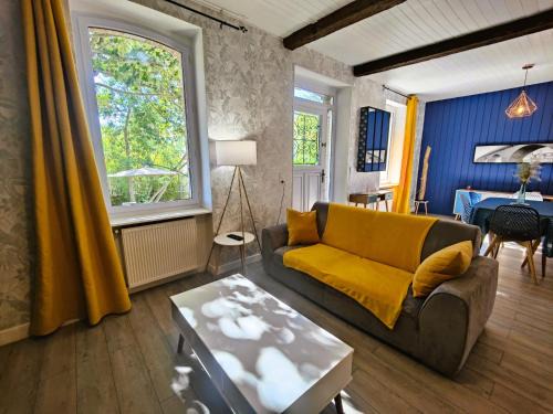 Cazeres House | Gîte Villa Garona 6 pers avec billard proche Pyrénées
