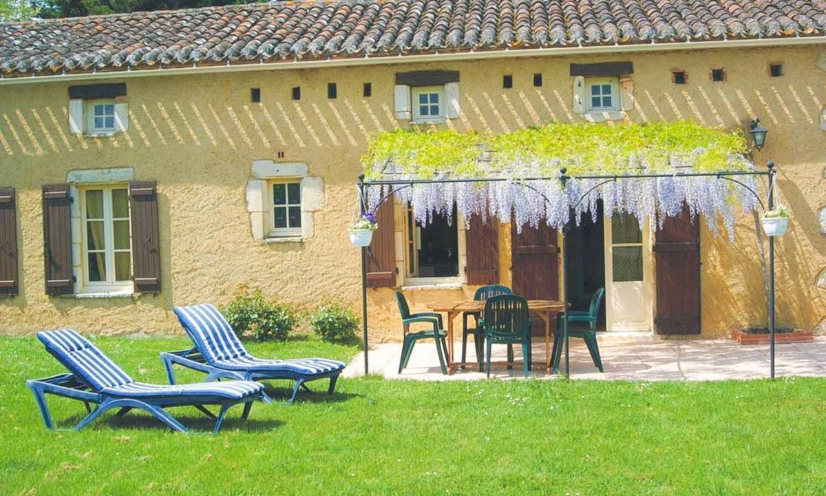 Puy-l'Eveque House | Gîtes de France® - Gîte de Labrande