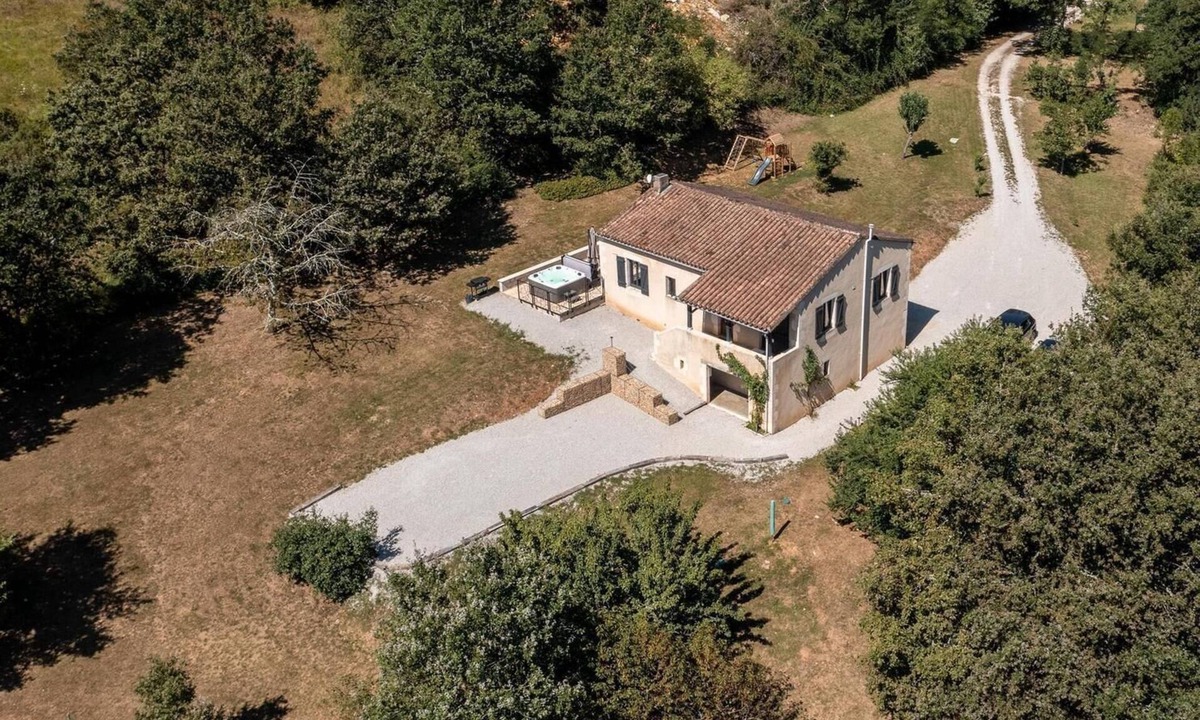 Nuzejouls House | Gîtes de France® - Gîte Le Soleillan