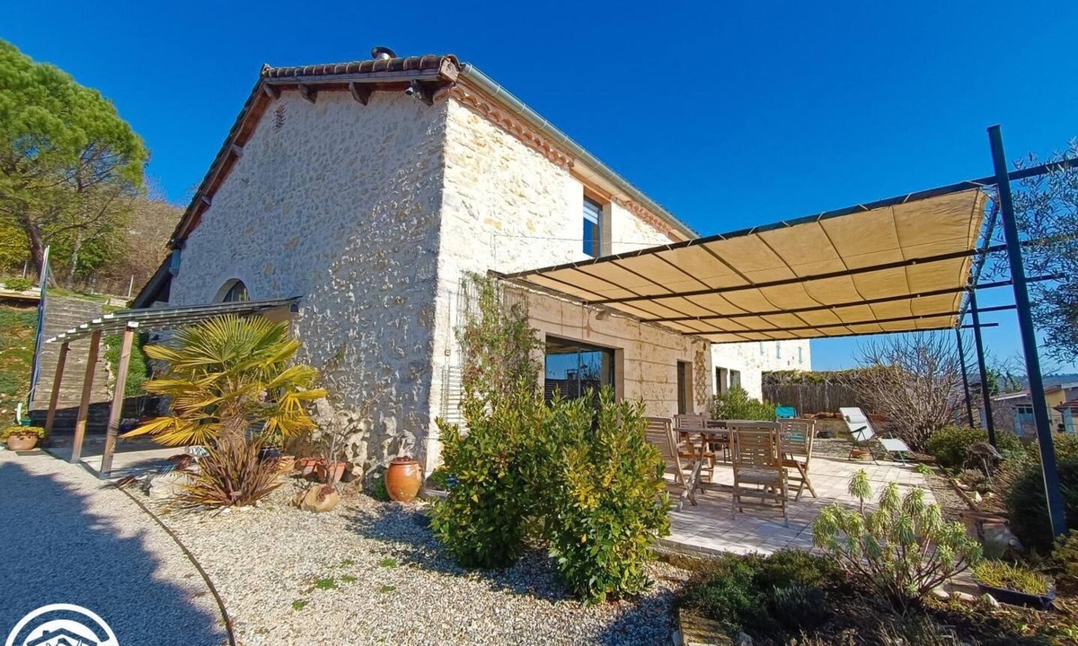 Espere House | Gîtes de France® - La Grange de Lilou