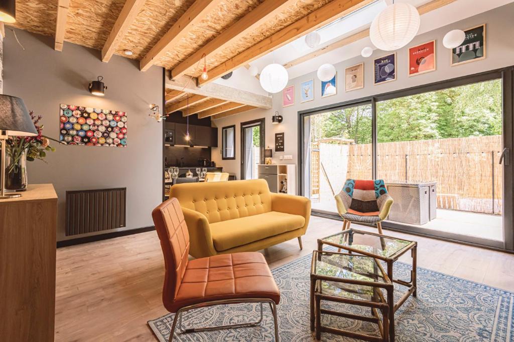 Val-de-Vesle Apartment | Gîtes Sérénaé avec vue sur rivière