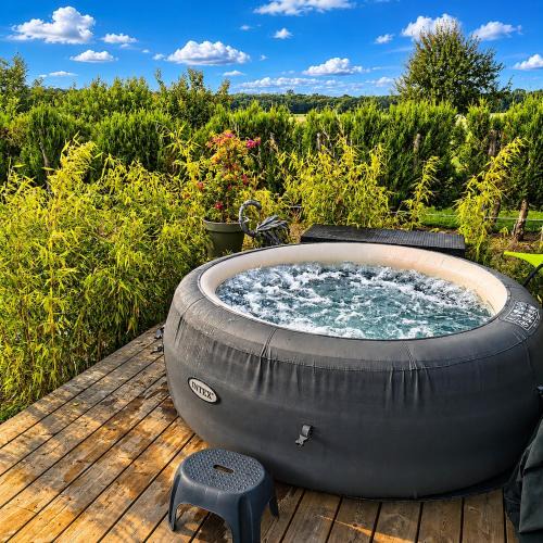 Hageville House | Gaia Wooden cottage & nature Relaxation à Chambley
