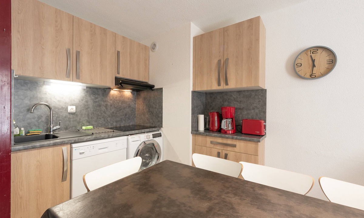 Gavarnie-Gedre Apartment | Gavarnie Apartment – Cozy Duplex with Parking & Ski Locker