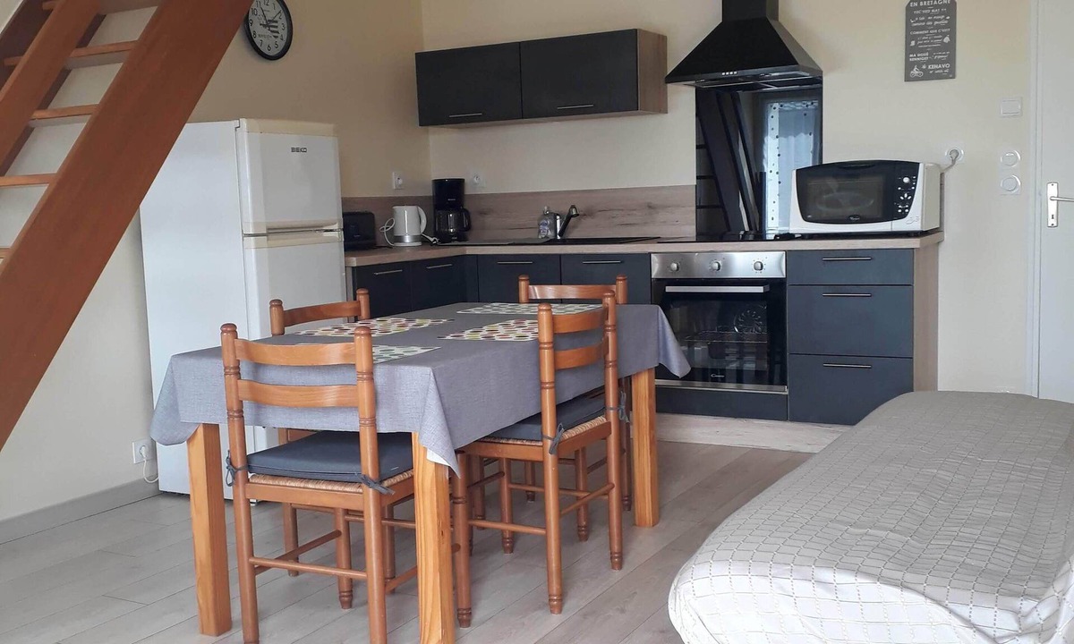Plerin House | Gite, 10 minutes plage des Rosaires, 2 persons