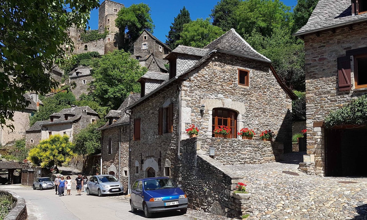 Belcastel Cottage | Gite Belcastel - In One Of The Most Beautiful Villages In France - Aveyron