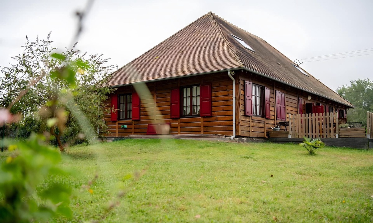 Gievres House | Gite Patureau d'en Haut – Near Beauval Zoo and Loire Castles