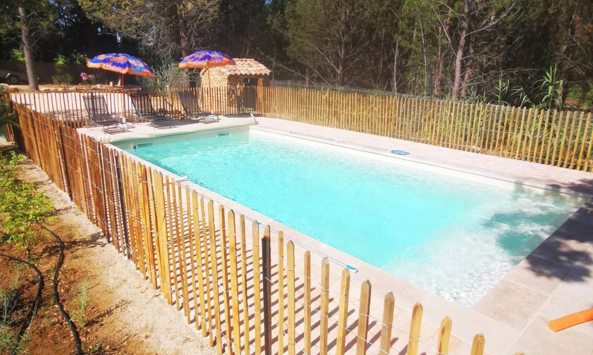 Bagnols-sur-Ceze House | Gite Provençal de Montigal