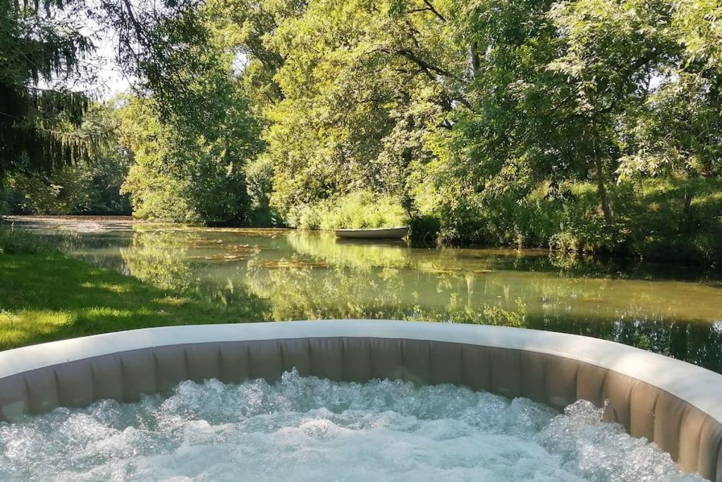 Bruges-Capbis-Mifaget House | Gite Pyrénées pleine nature jacuzzi 4/5 pers.