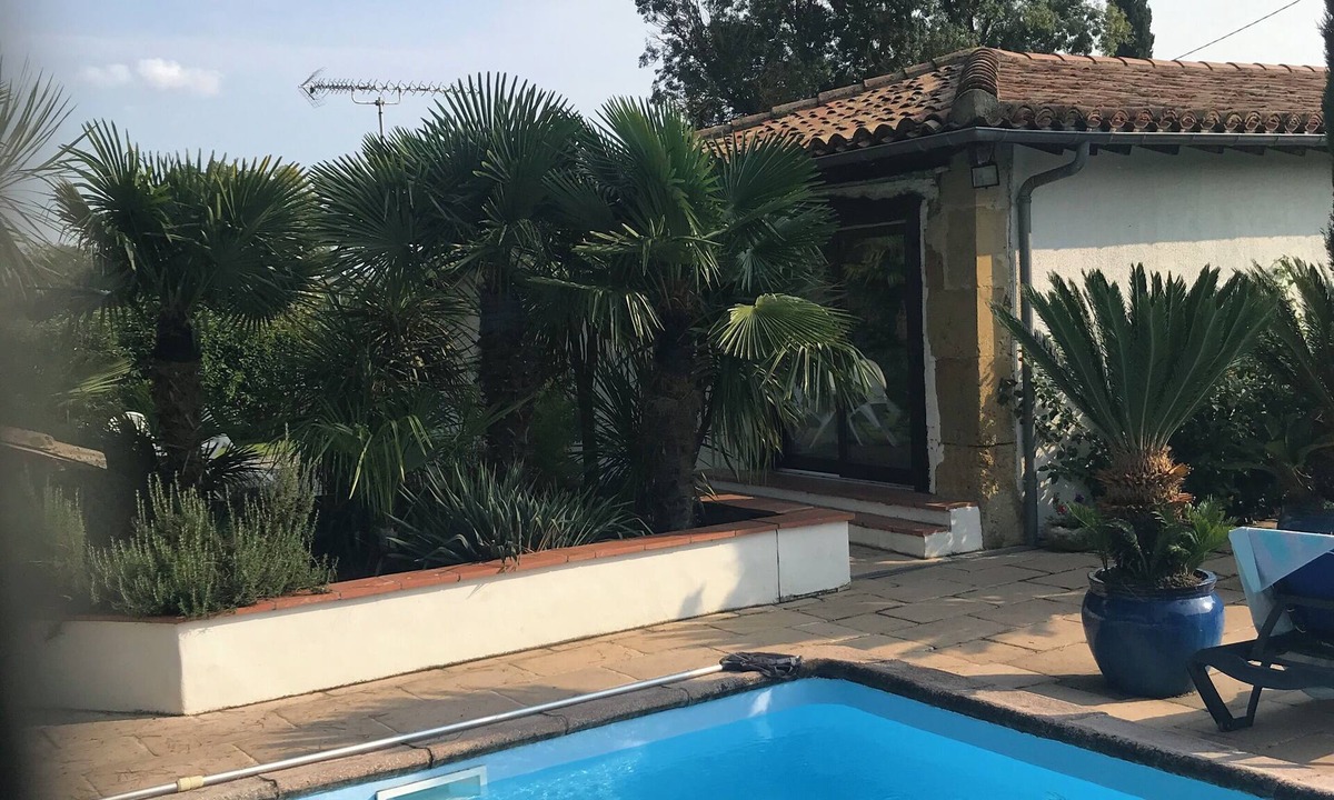 Gimont House | Gîte with swimming pool in the Gers, 45 minutes from Toulouse.